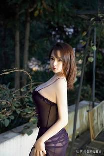 墙外之音海报